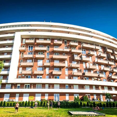 Club 218 Wellness Petra Apartman Siófok Eksteriør billede