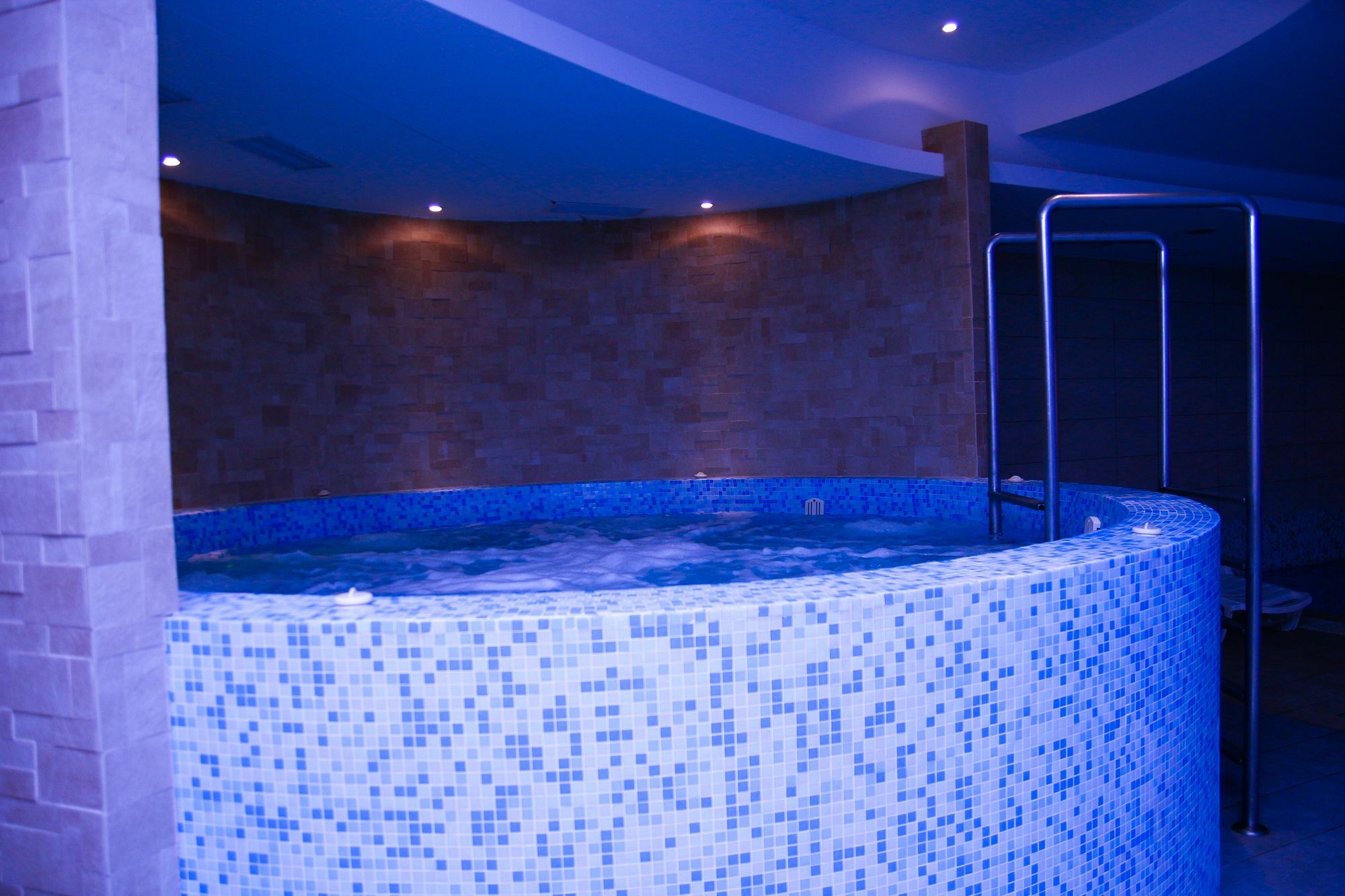 Club 218 Wellness Petra Apartman Siófok Eksteriør billede